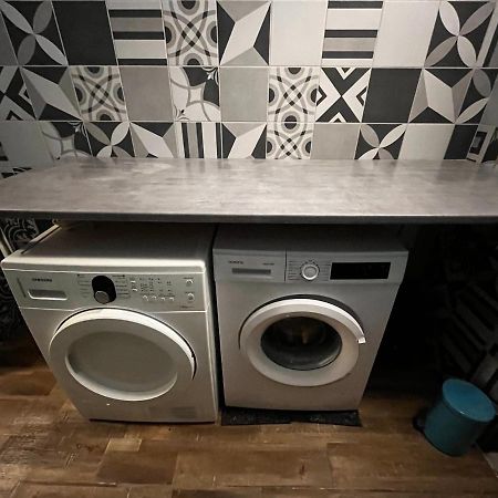 Apartament T2 Bis Cosy Proche Gare Lourdes Zewnętrze zdjęcie